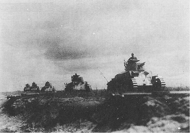苏军发射的炮弹根本伤不着日军坦克,可是结果