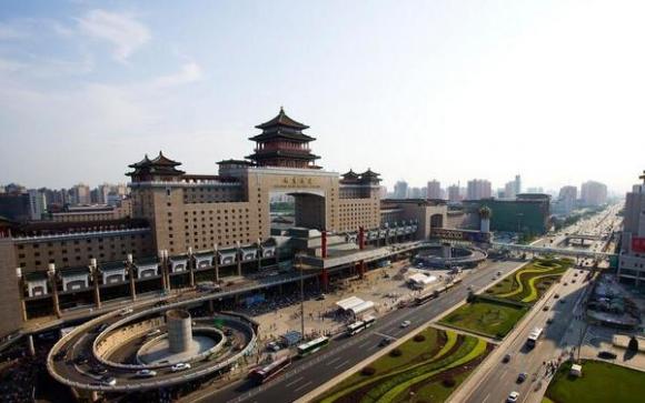 中国最大的6个火车站 第一名堪比30个天安门 