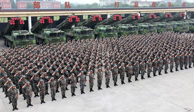 爆发,中国可调动的兵力达到这个数字:全世界沉