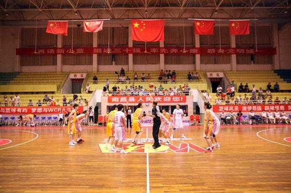 新疆女篮2分险胜江苏 提前一轮晋级WCBA常规
