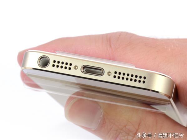 苹果iPhone7取消3.5mm耳机孔,等2年了买还是