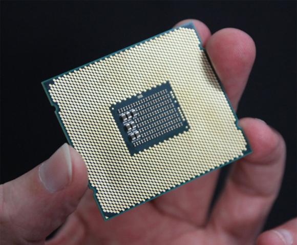 比AMD还少四核,Intel28核Skylake-EP处理器曝