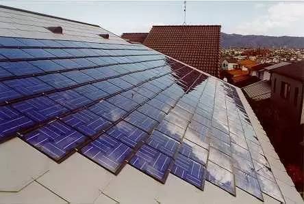 太阳能墙壁贴能把大楼变成发电厂 能省一半电