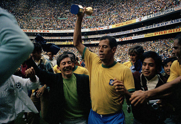 巴西足球最伟大队长去世,他缔造了世界杯最完