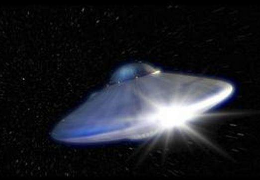 英国皇家空军飞行员发现UFO 几番追逐后傻眼