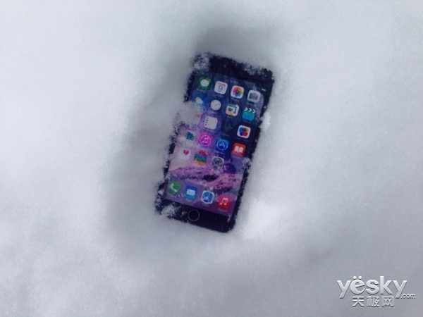 iPhone 6S总是冻关机?苹果客服说得这么干 - 科