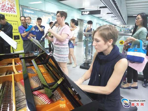 广州地铁里首开音乐会 持续半月带来34场视听