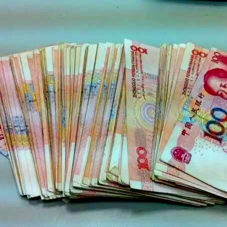 湘潭女子花4万买假币被骗,事后报警被再罚2万