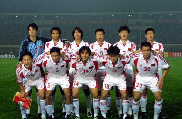 中国式足球让人无奈 米卢面对大名单是怎么做