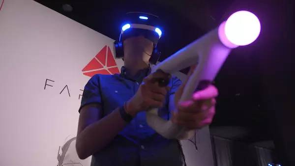 VR还能这么玩?索尼和Valve的最新产品让虚拟
