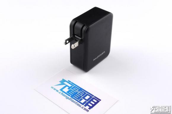 RAVPower USB PD旅行充电器及移动电源开箱