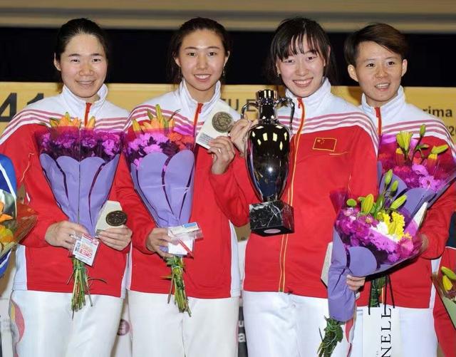 女子重剑世界杯巴塞罗那站 中国再夺团体金牌
