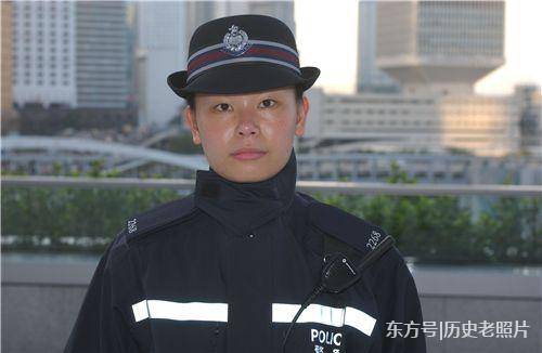 老照片:不同时代的香港警察制服