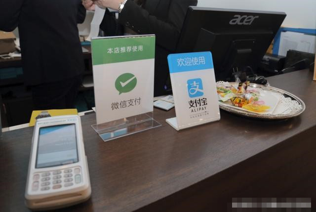 中国科技成功出国 支付宝 微信支付在加拿大可