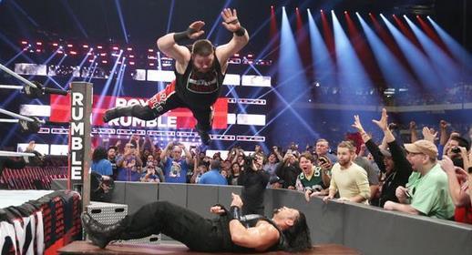 WWE皇家大战2017精彩回顾,送葬者赛后身体