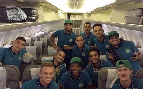 巴西空难队再乘航班参赛 解放者杯喜迎开门红