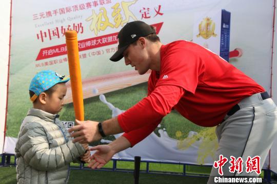 美职棒启动一球成名真人秀 旨在选拔中国棒球
