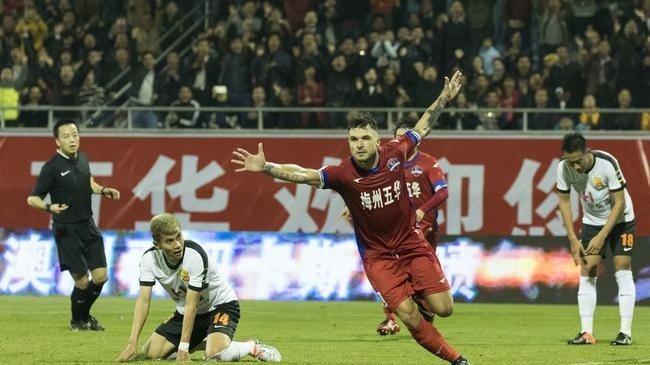 昔日足球经理游戏中的妖人在中国迎来新生 - 体