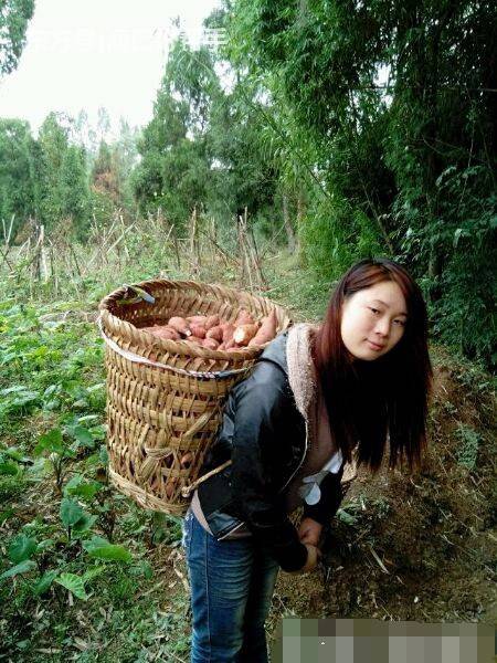 实拍:镜头下,朴实的农村女孩的生活百态 - 社会