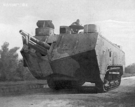 一战时期哪个国家发明了坦克,为什么总是躲在